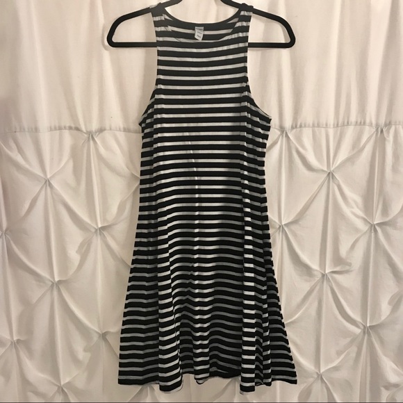 Old Navy Dresses & Skirts - NWOT Old Navy Striped Dress